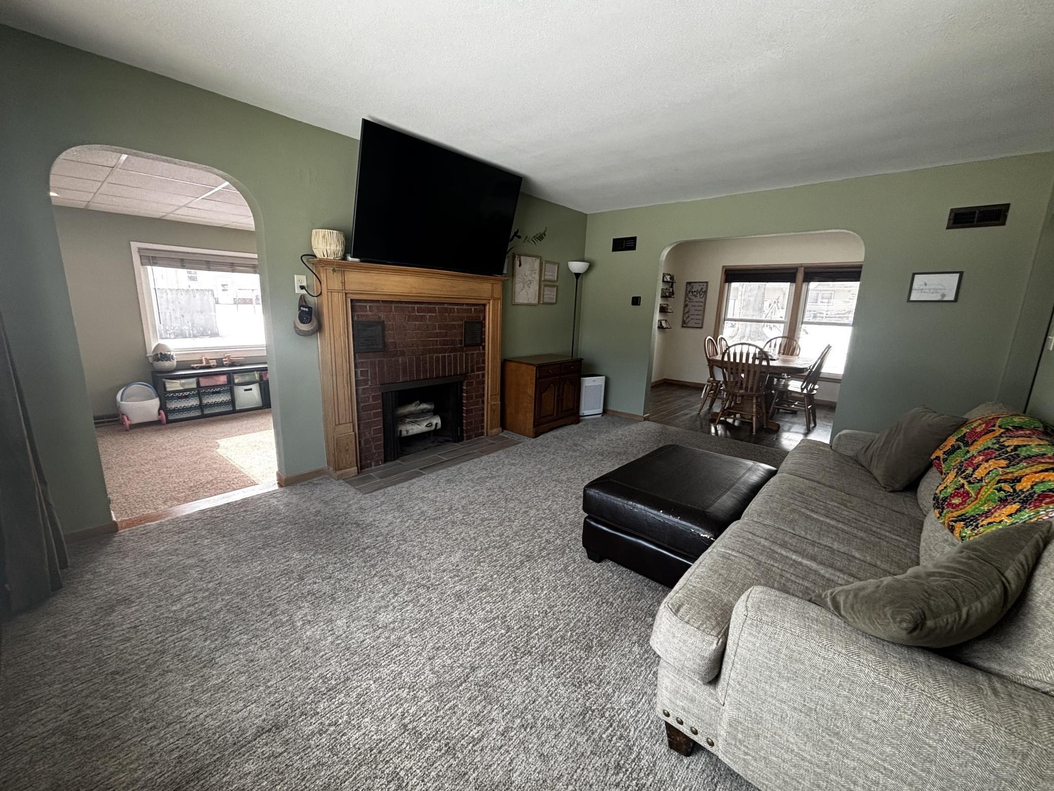 604 7th Avenue Southwest Pipestone, MN 56164 - Photo 9 of 27