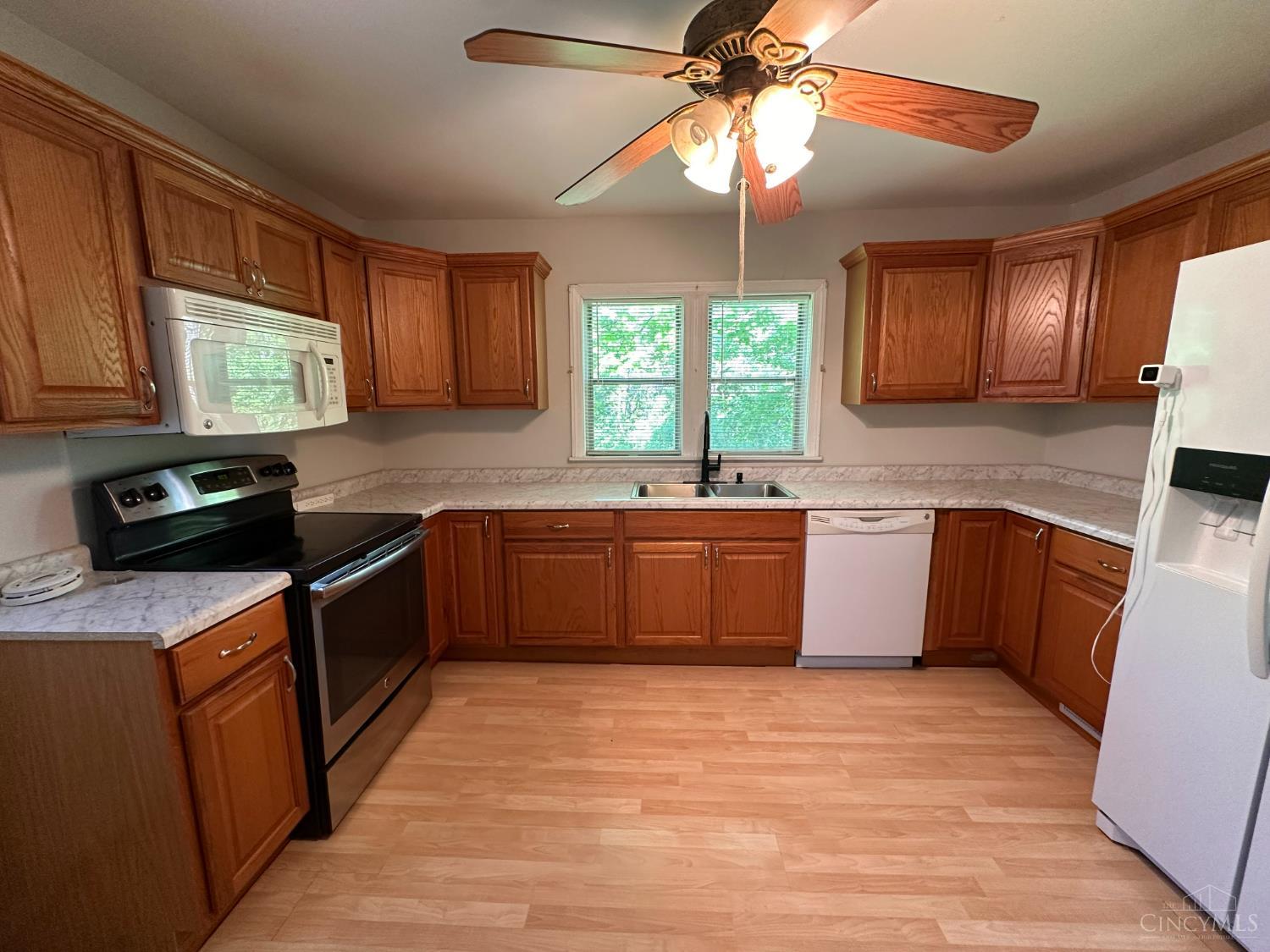 6723 Hamilton Mason Road West Chester, OH 45069 - Photo 2 of 14