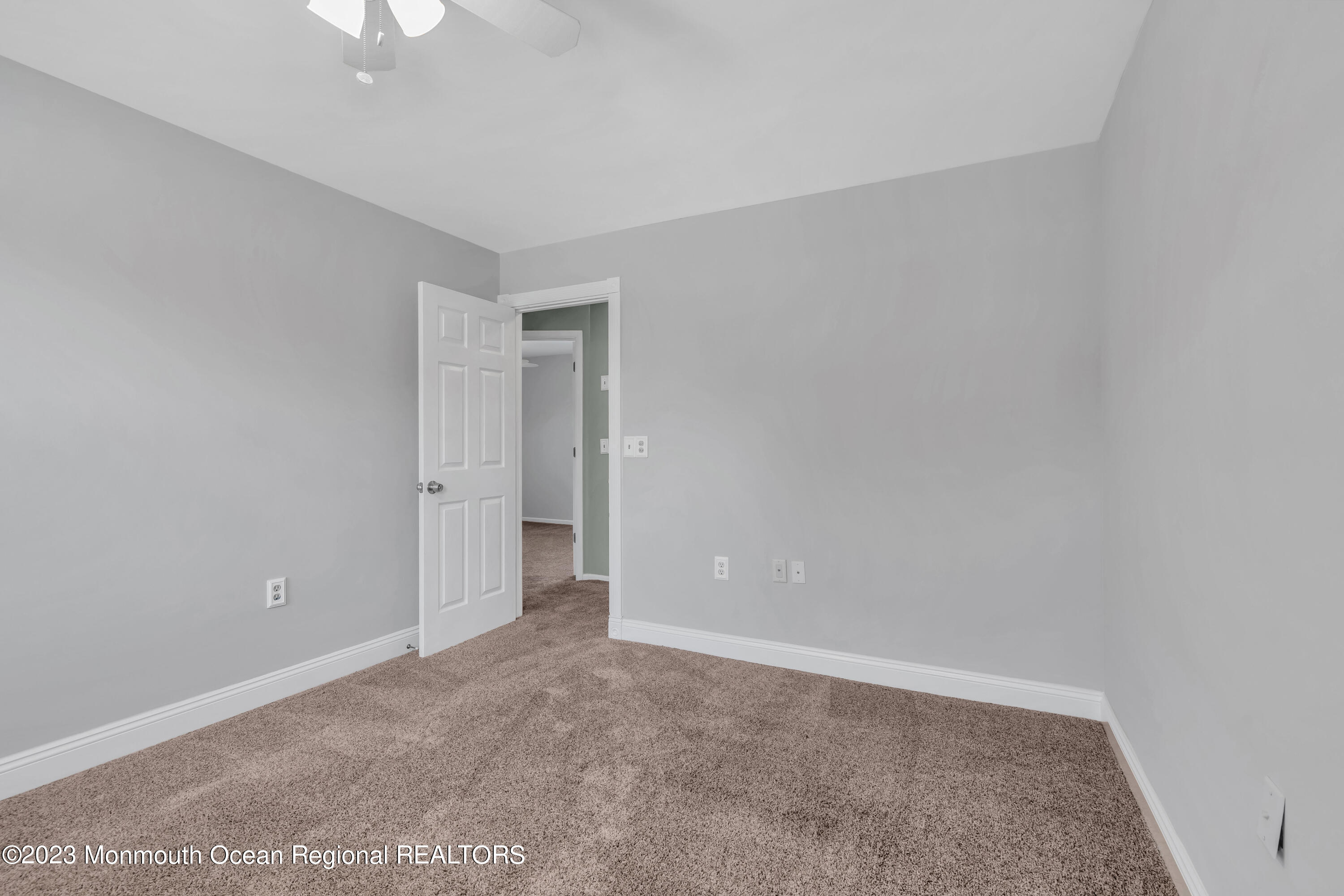 19 Poplar Street Howell, NJ 07731 - Photo 37 of 62 041_dsc06235