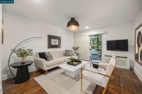 $458,000 | 185 Sierra Drive, Unit 102, Walnut Creek, CA 94596