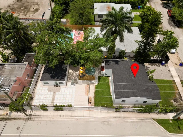 $4,400 | 968 Northeast 80th Street, Miami, FL 33138