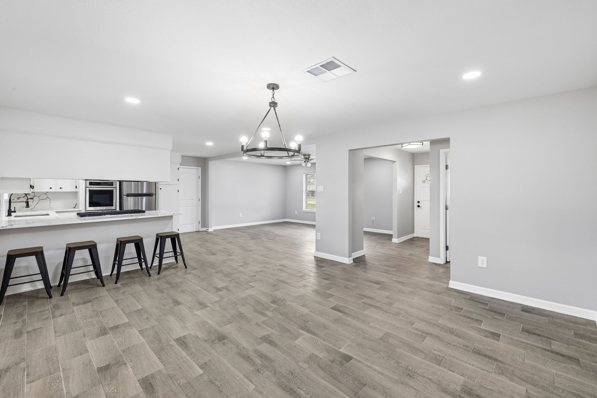 202 Massey Tompkins Road Baytown, TX 77521 - Photo 16 of 47
