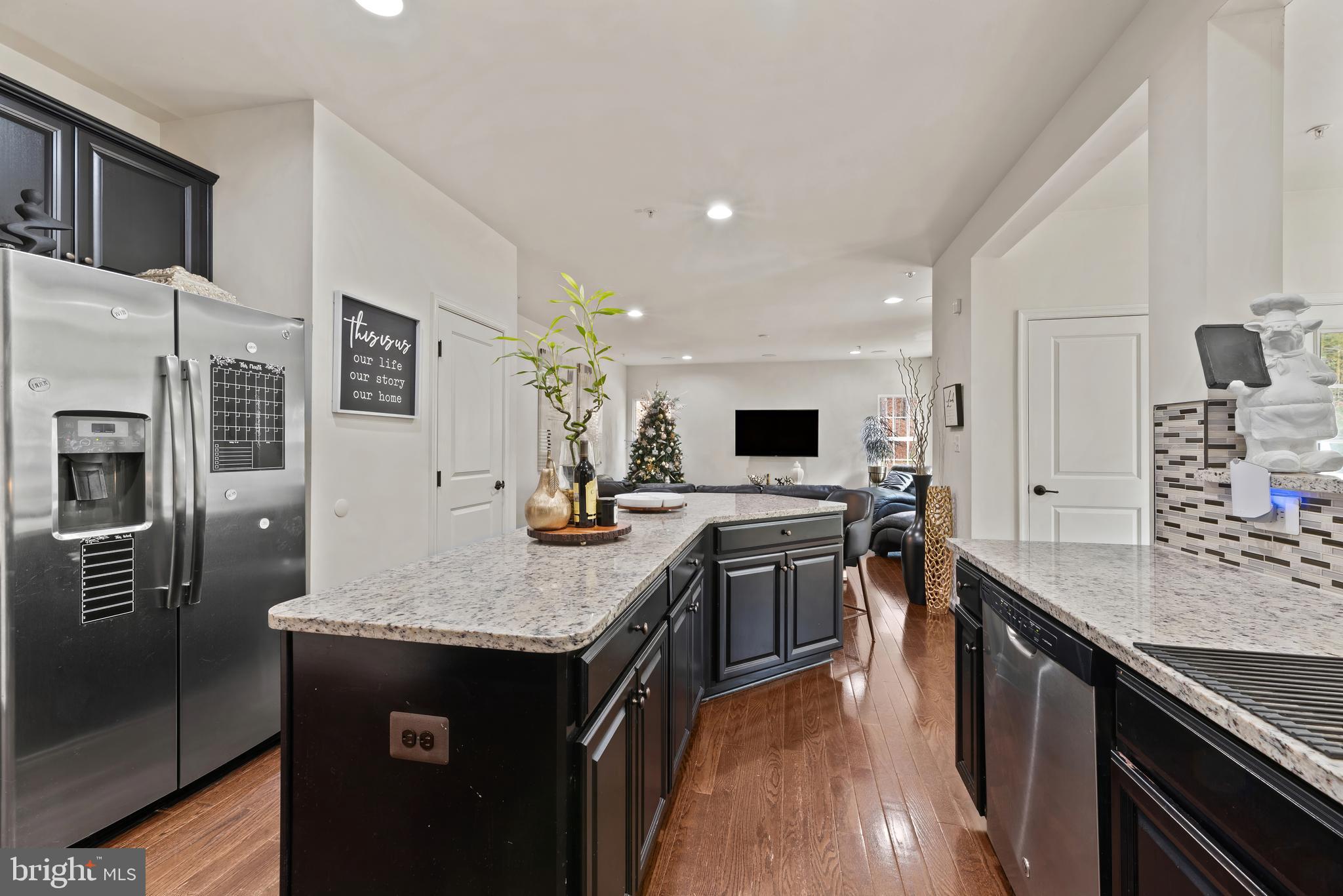 17857 Sugarberry Road Dumfries, VA 22026 - Photo 15 of 53 Spacious kitchen with oversized island