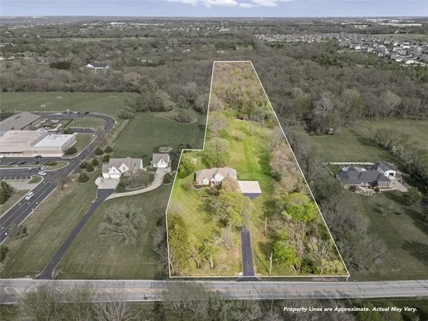 $1,295,000 | 7447 Mize Road, Shawnee, KS 66227