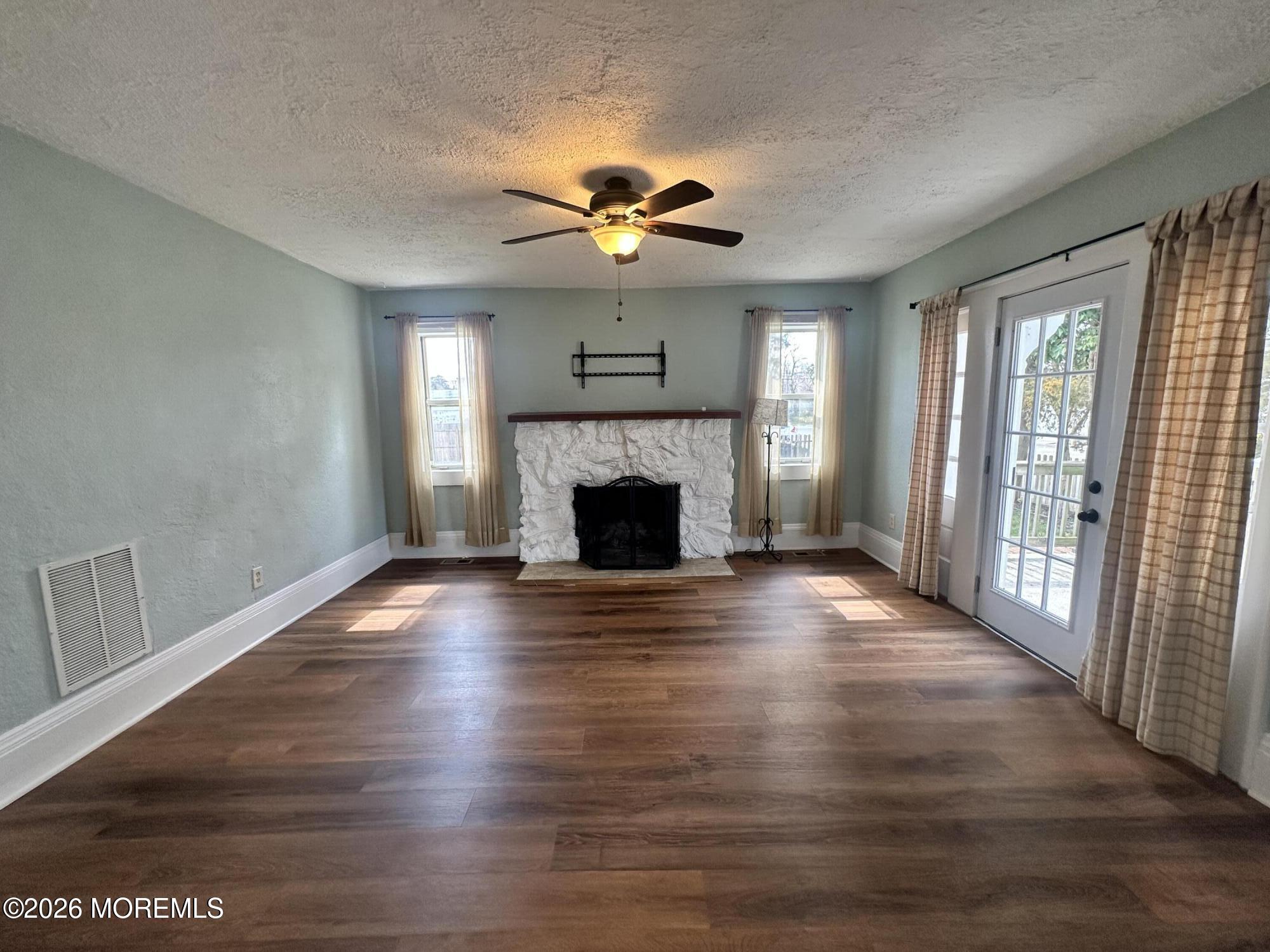 4 Spring Street Beachwood, NJ 08722 - Photo 15 of 32 IMG_1086