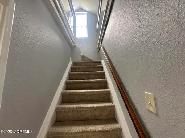 $3,200 | 4 Spring Street, Beachwood, NJ 08722