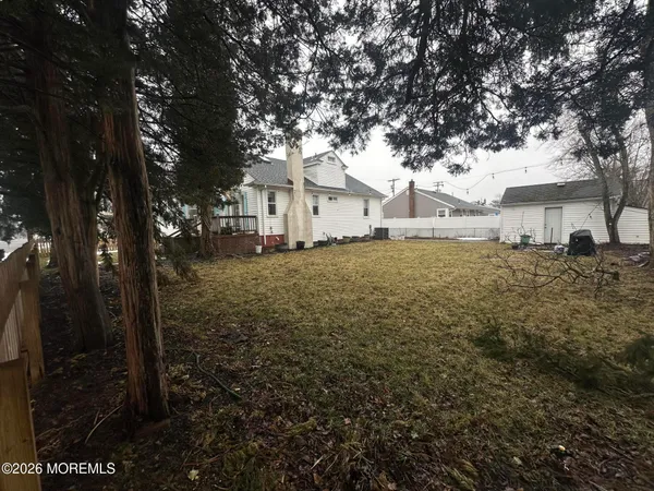 $3,200 | 4 Spring Street, Beachwood, NJ 08722