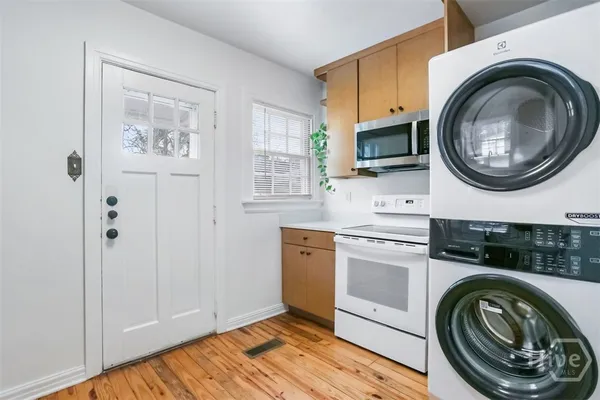 $1,750 | 201 East 65th Street, Unit A, Savannah, GA 31405