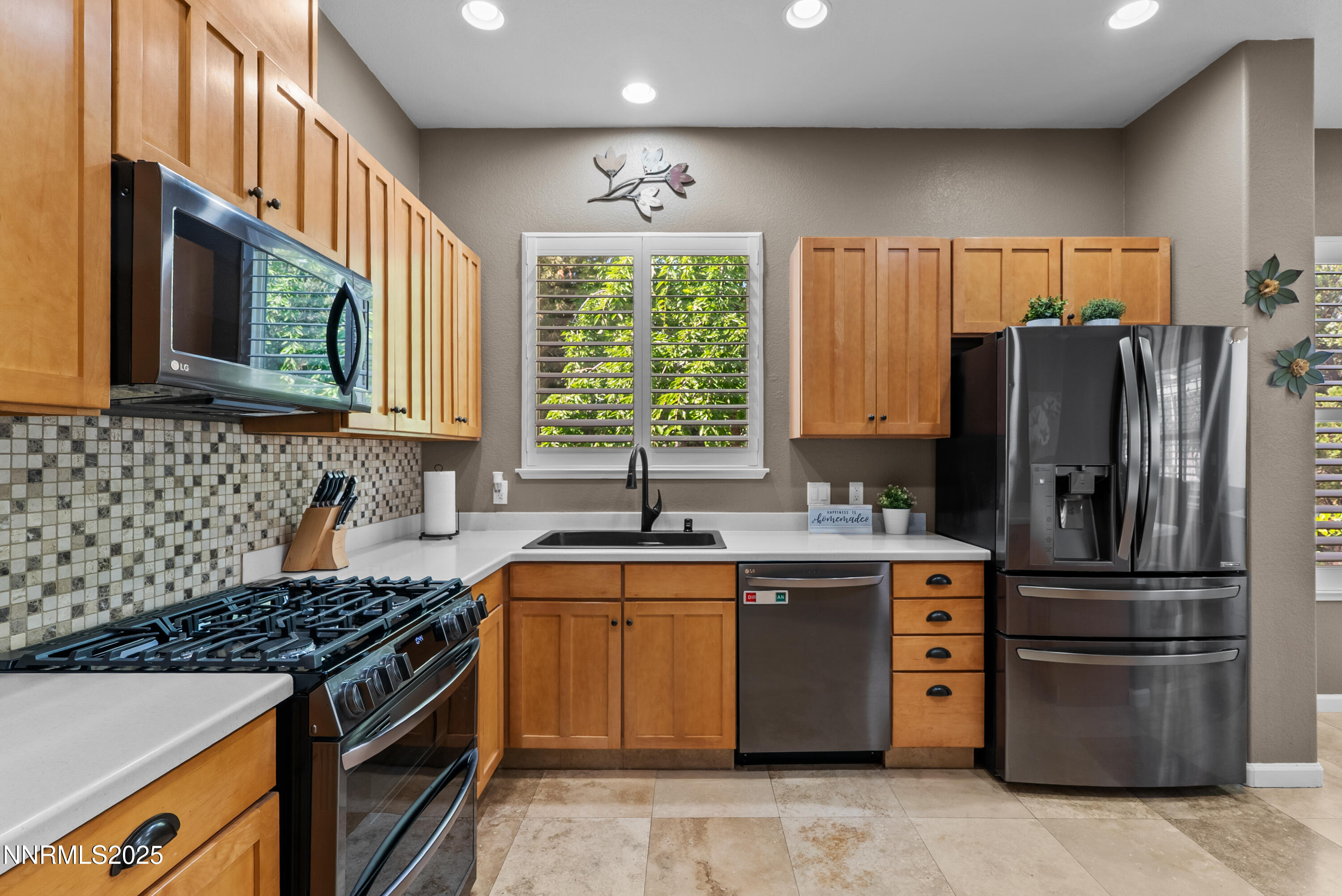 10095 Cascade Falls Drive Reno, NV 89521 - Photo 15 of 56 15-10095 Cascade Falls Dr-280-56-10095 C