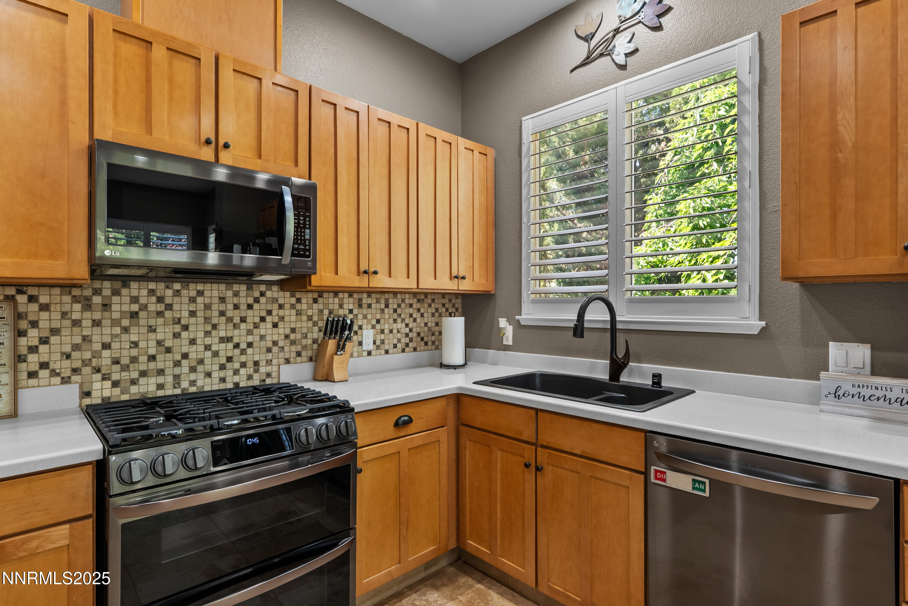 10095 Cascade Falls Drive Reno, NV 89521 - Photo 16 of 56 16-10095 Cascade Falls Dr-280-56-10095 C