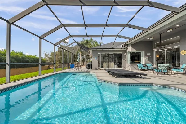 $649,000 | 1031 Emerald Hill Way, Valrico, FL 33594