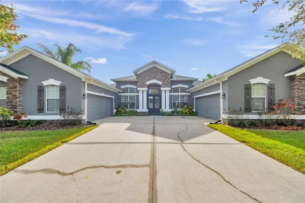 $649,000 | 1031 Emerald Hill Way, Valrico, FL 33594