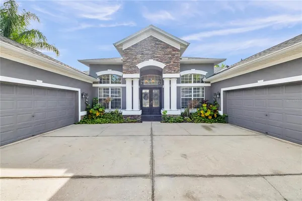 $649,000 | 1031 Emerald Hill Way, Valrico, FL 33594