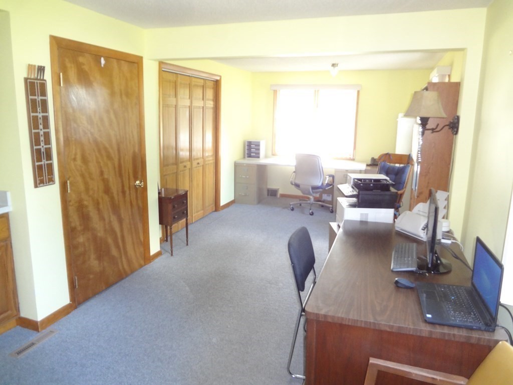 132 River Road Wilbraham, MA 01095 - Photo 17 of 38 Gallery Image 17