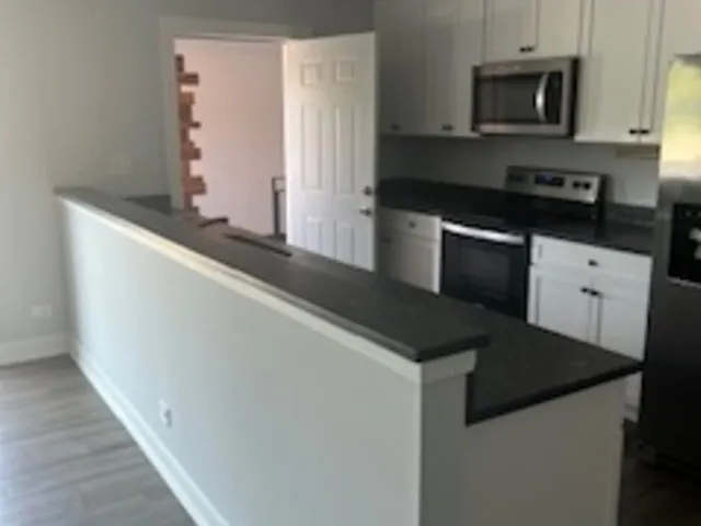 $2,200 | 850 North State Street, Unit 208, Lockport, IL 60441