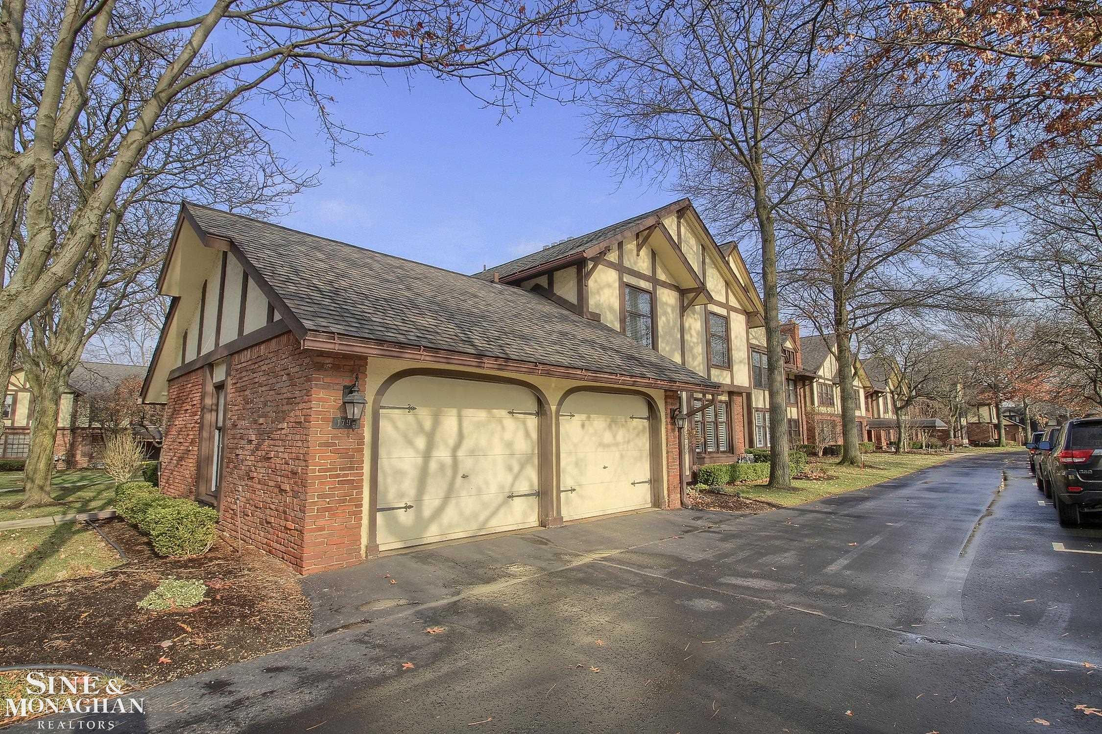 1750 Vernier Road, Unit 22 Grosse Pointe Woods, MI 48236 - Photo 9 of 12