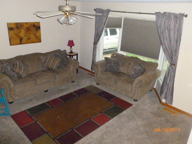 1336 Williamsburg Road Flint, MI 48507 - Photo 10 of 21 Living Room