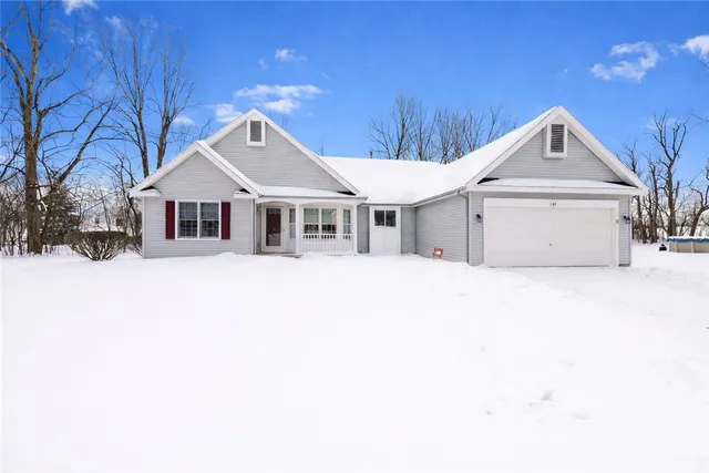 $259,900 | 197 Garden Parkway, Henrietta, NY 14467