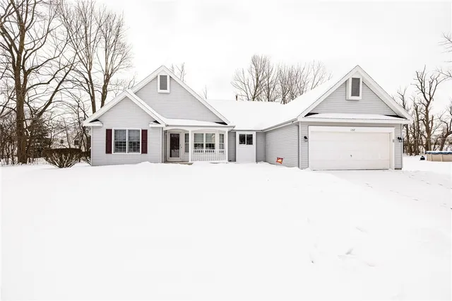 $259,900 | 197 Garden Parkway, Henrietta, NY 14467