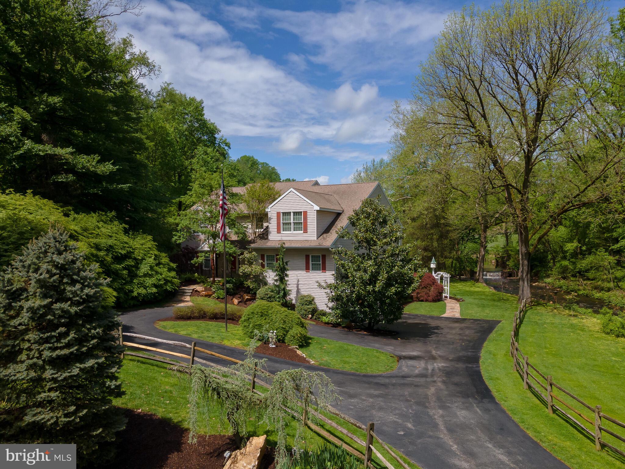 896 Palmers Mill Road Media, PA 19063 - Photo 5 of 61