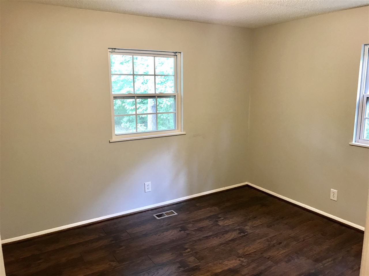 1408 Valley Road Garner, NC 27529 - Photo 5 of 13 Photo 5