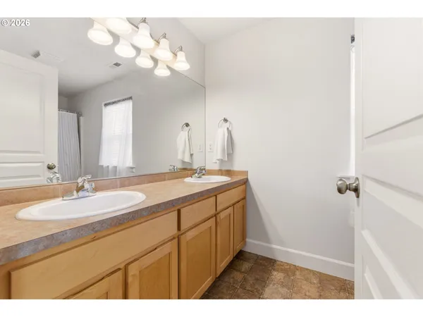 $450,000 | 1213 Island Way, North Bonneville, WA 98639