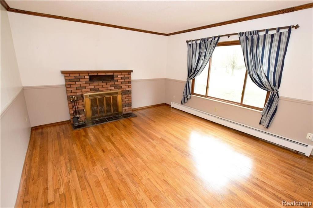 4305 South Genesee Road Grand Blanc, MI 48439 - Photo 9 of 26