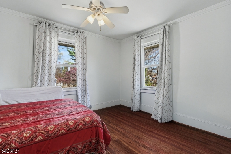 443 Wheatsheaf Road Roselle, NJ 07203 - Photo 15 of 19