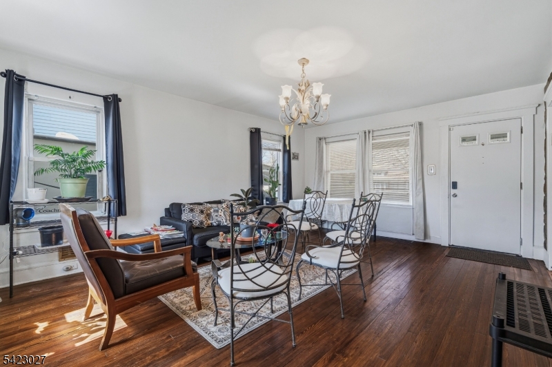 443 Wheatsheaf Road Roselle, NJ 07203 - Photo 6 of 19