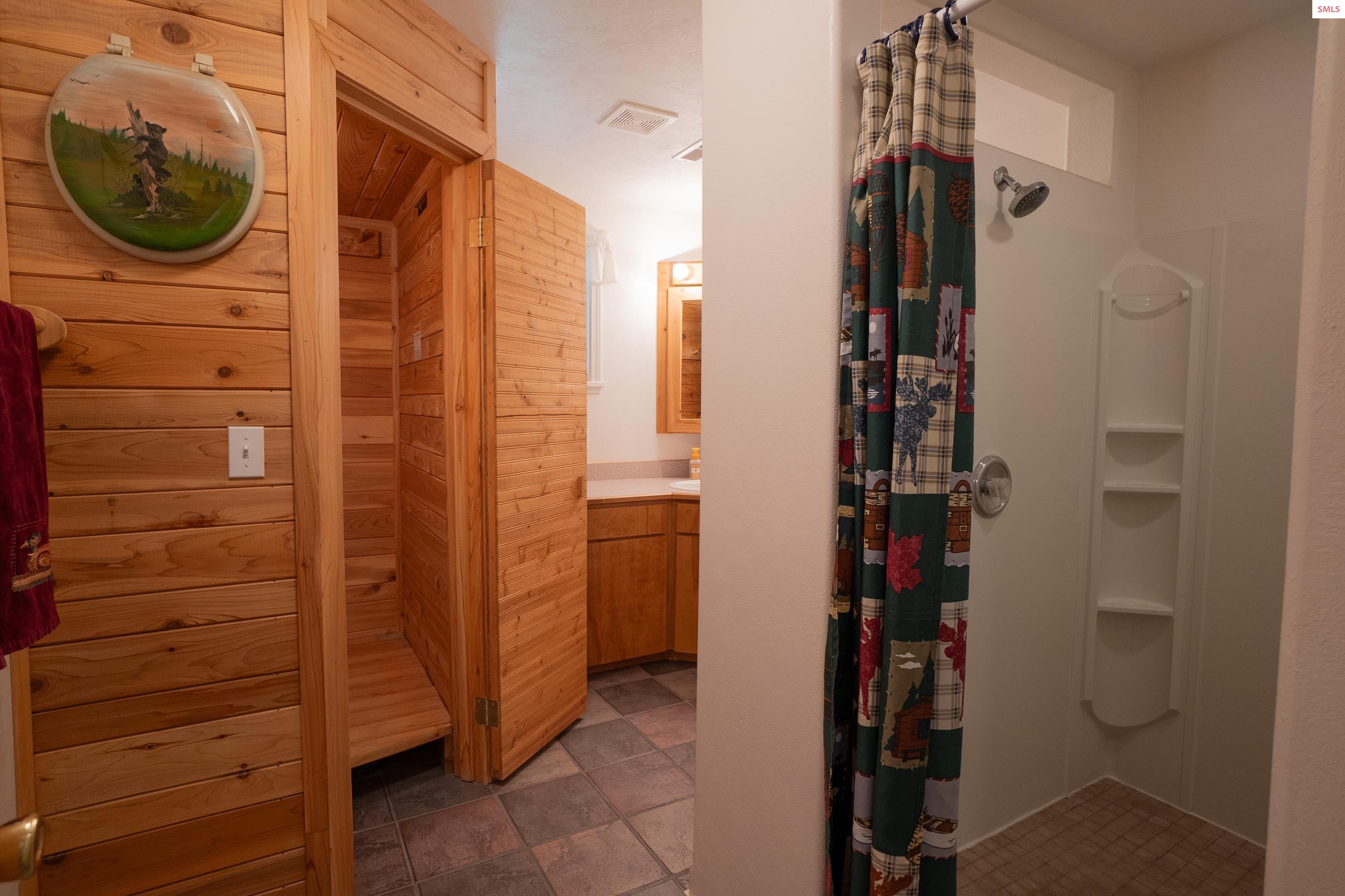 3228 Kootenai Trail Road Bonners Ferry, ID 83805 - Photo 21 of 35 Gallery Image 21