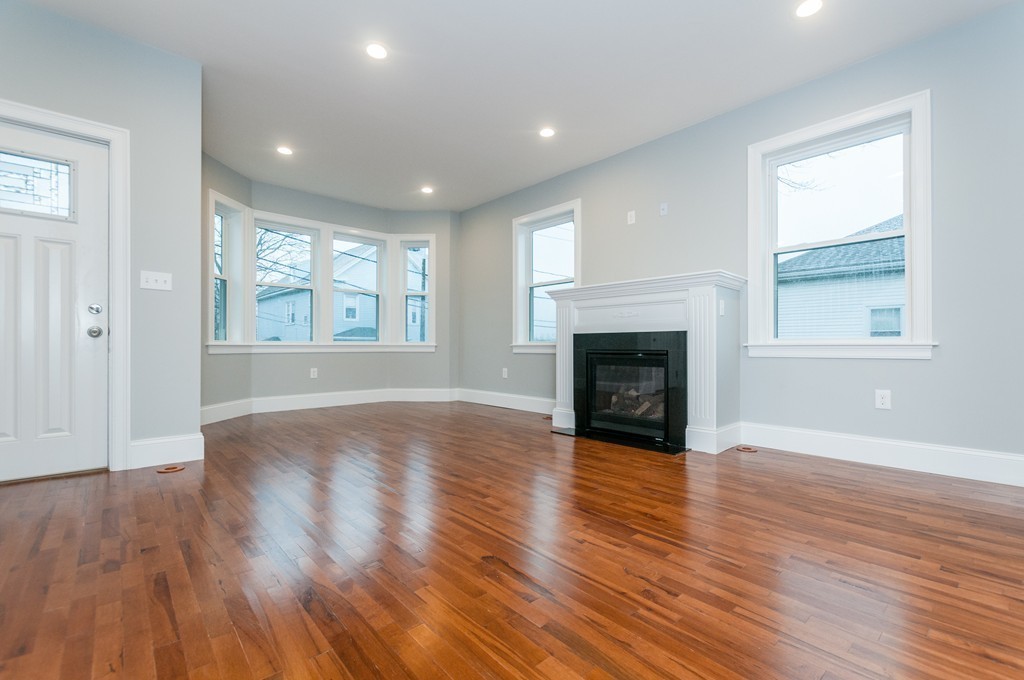 21 Sylvester Road Boston, MA 02122 - Photo 5 of 27 Gallery Image 5