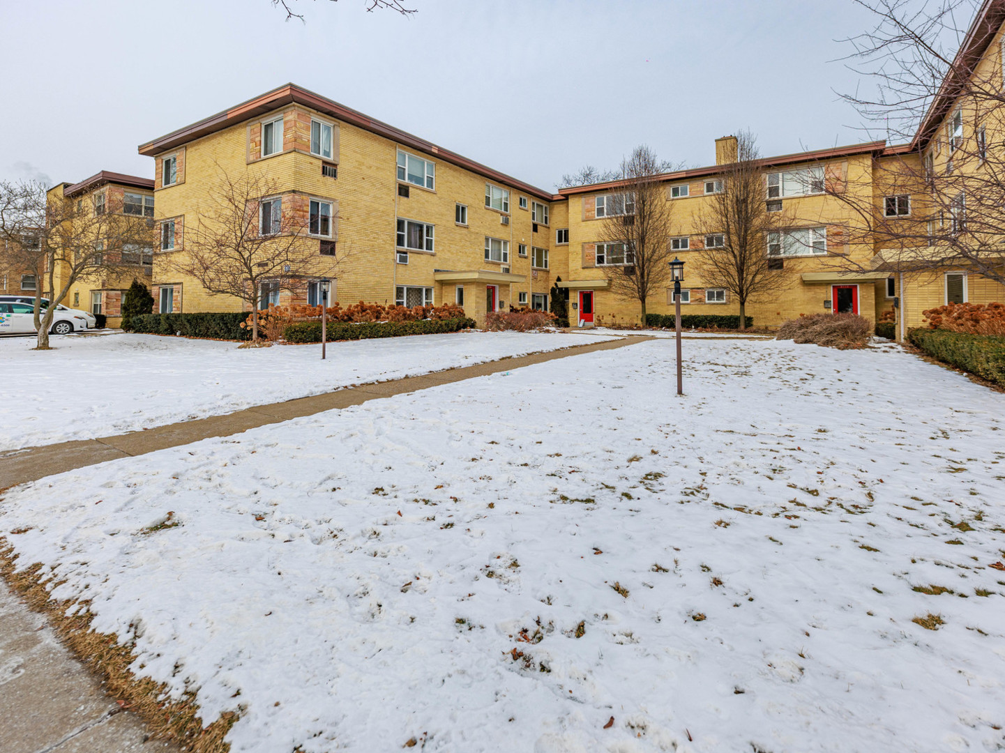 2123 West Howard Street, Unit 1H Evanston, IL 60202 - Photo 8 of 8