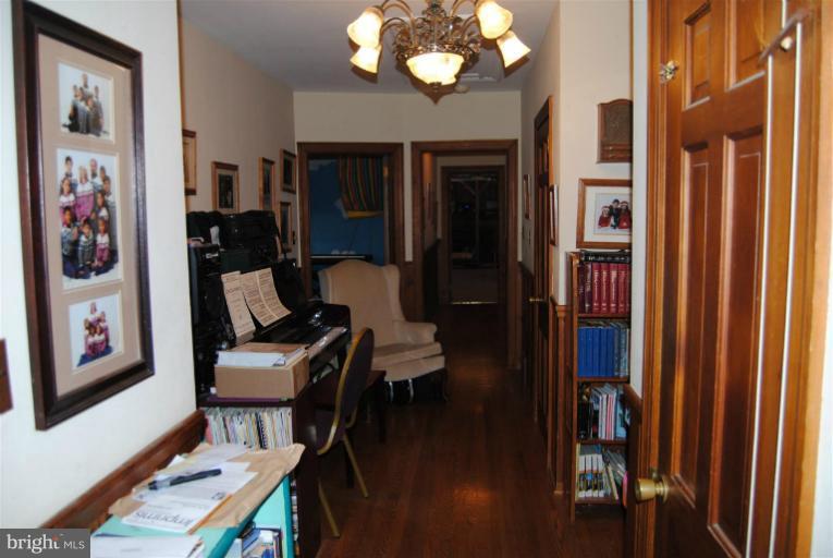 600 Union Bridge Road Union Bridge, MD 21791 - Photo 9 of 17 a view of a livingroom with furniture and workspace