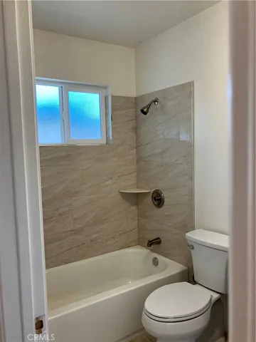 $2,390 | 1389 West 7th Street, San Bernardino, CA 92411