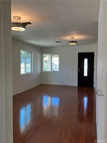 $2,390 | 1389 West 7th Street, San Bernardino, CA 92411