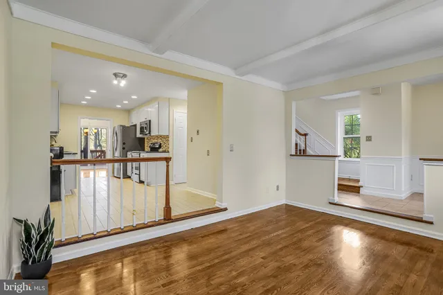 $799,900 | 18 Bentridge Court, Potomac, MD 20854