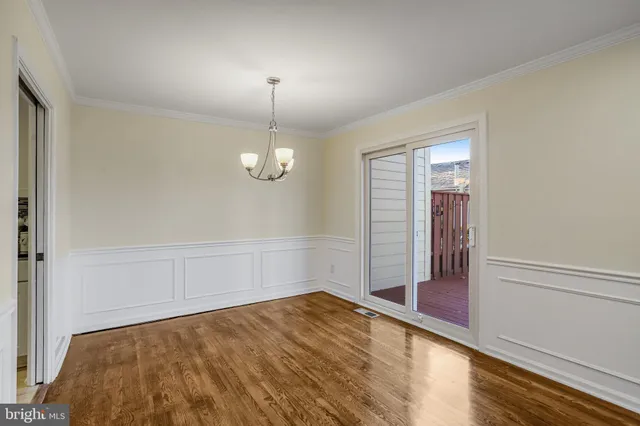 $799,900 | 18 Bentridge Court, Potomac, MD 20854