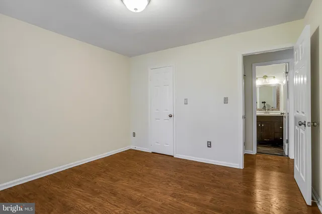 $799,900 | 18 Bentridge Court, Potomac, MD 20854