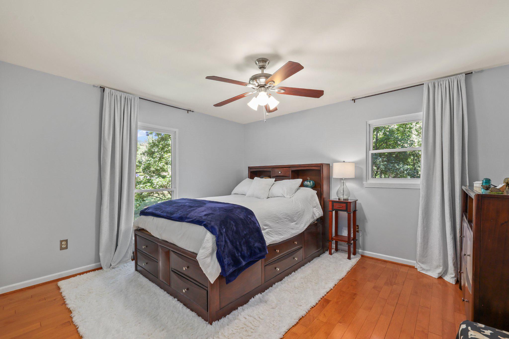 7357 Auburn Mill Road Warrenton, VA 20187 - Photo 13 of 35 2nd Serene bedroom w/natural light.