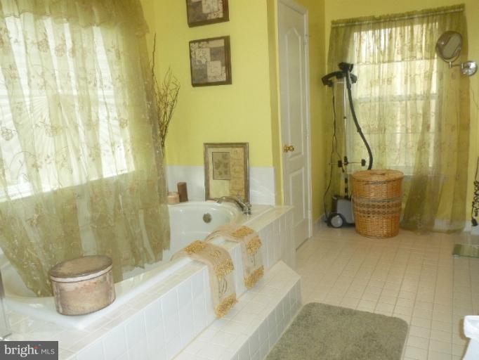 Bath (Master)