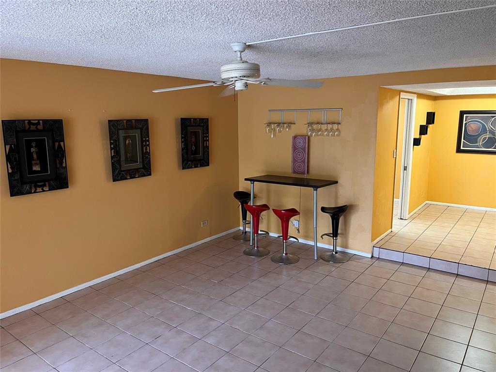 3690 Inverrary Drive, Unit 2C Lauderhill, FL 33319 - Photo 3 of 20