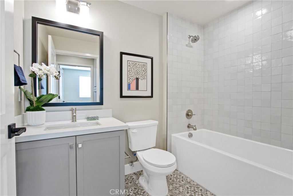 927 Deep Valley Drive, Unit 112 Rolling Hills Estates, CA 90274 - Photo 2 of 30