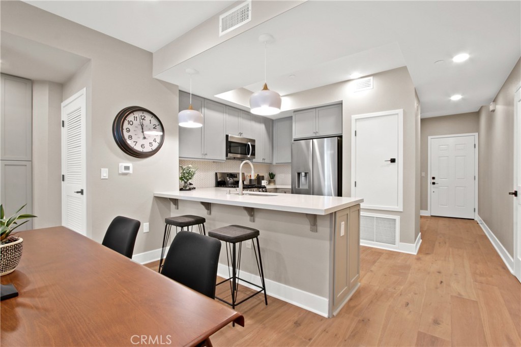 927 Deep Valley Drive, Unit 112 Rolling Hills Estates, CA 90274 - Photo 5 of 30