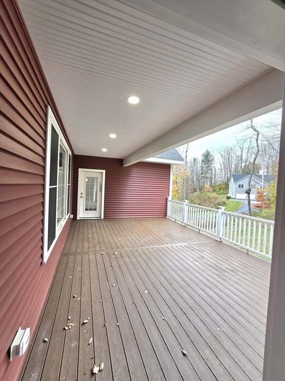 73 Dudley Hill Road Dudley, MA 01571 - Photo 28 of 41
