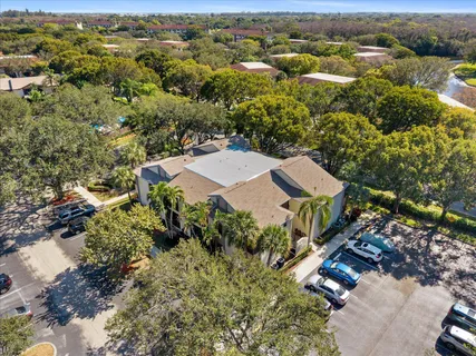 $325,000 | 4475 Carambola Circle South, Unit 27328, Pompano Beach, FL 33066