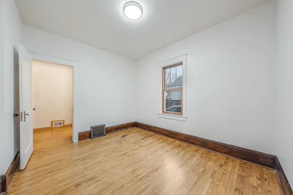 $485,000 | 1721 West Main Street, Little Chute, WI 54911