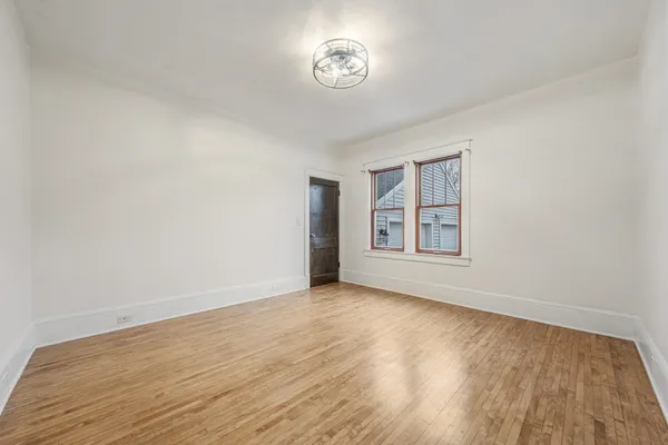 $485,000 | 1721 West Main Street, Little Chute, WI 54911