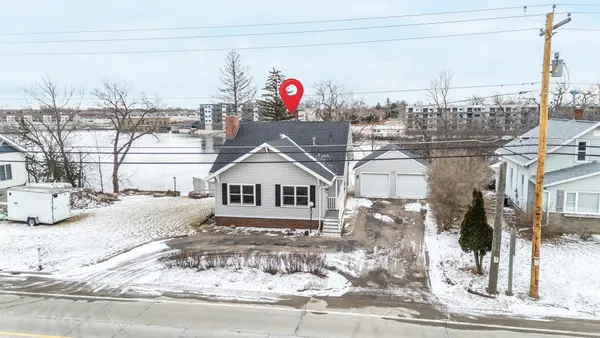 $485,000 | 1721 West Main Street, Little Chute, WI 54911