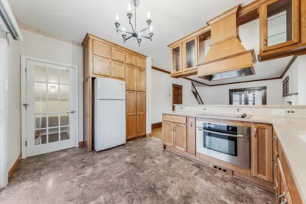 $485,000 | 1721 West Main Street, Little Chute, WI 54911