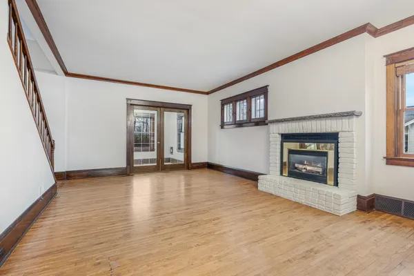 $485,000 | 1721 West Main Street, Little Chute, WI 54911